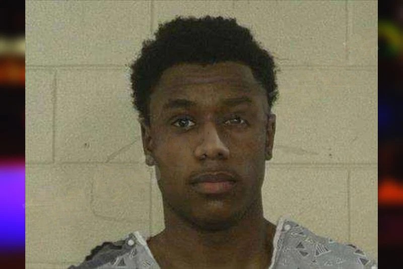 Montrevious Riley Mugshots