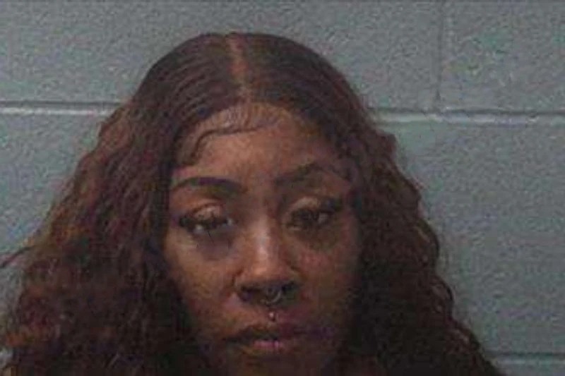 Natisha Lowe Mugshots