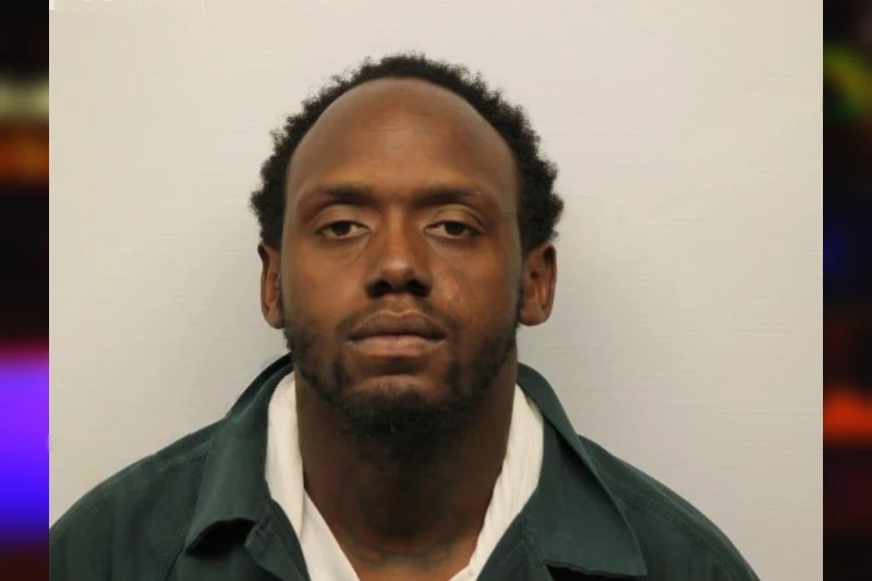 Rizulu Williams Mugshots