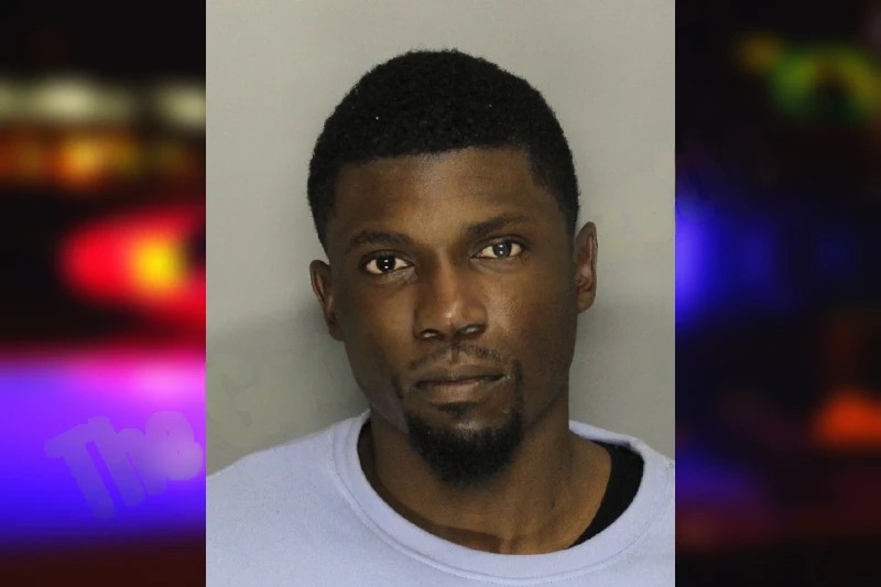 Shaddrick Holt Mugshots