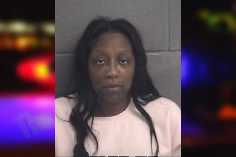 Shana Roberts Mugshots