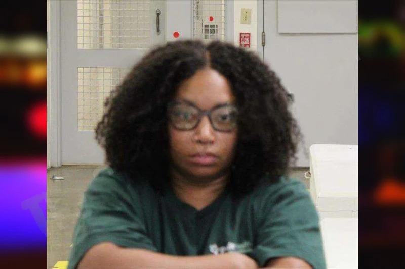 Sharonda Roberts Mugshots