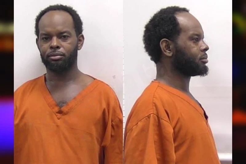 Travis Arnold Mugshots