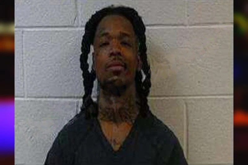 Treylon Dennis Mugshots