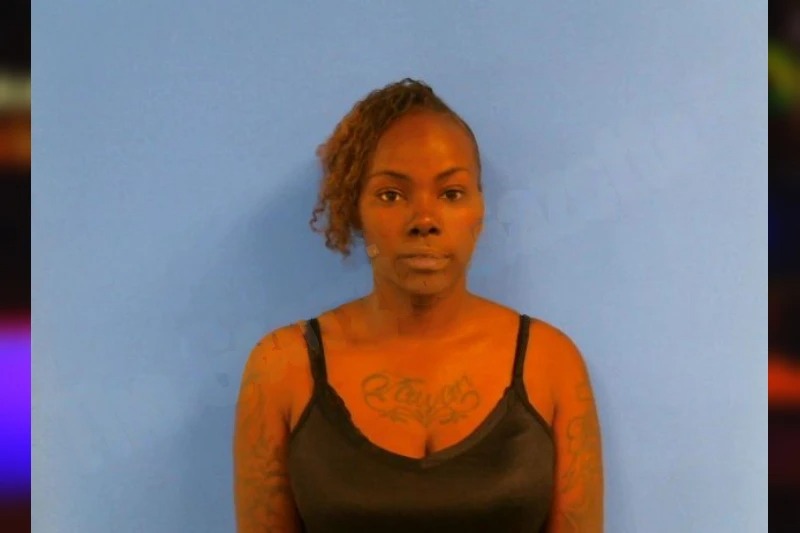 Troyvelle Sharpe Mugshots