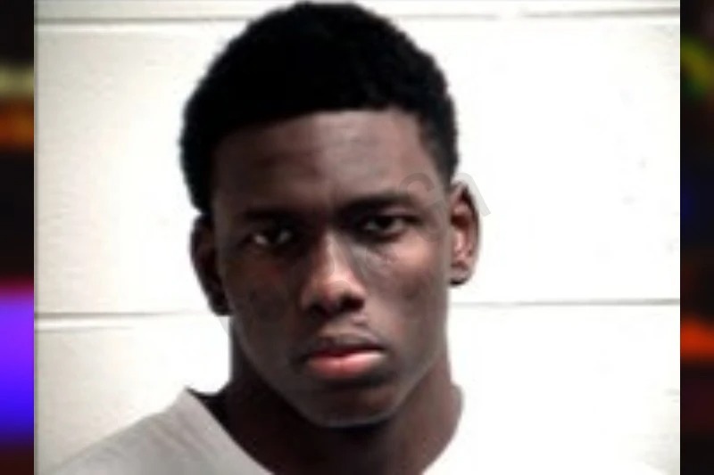 Ty’Quaveon Ezzard mugshot