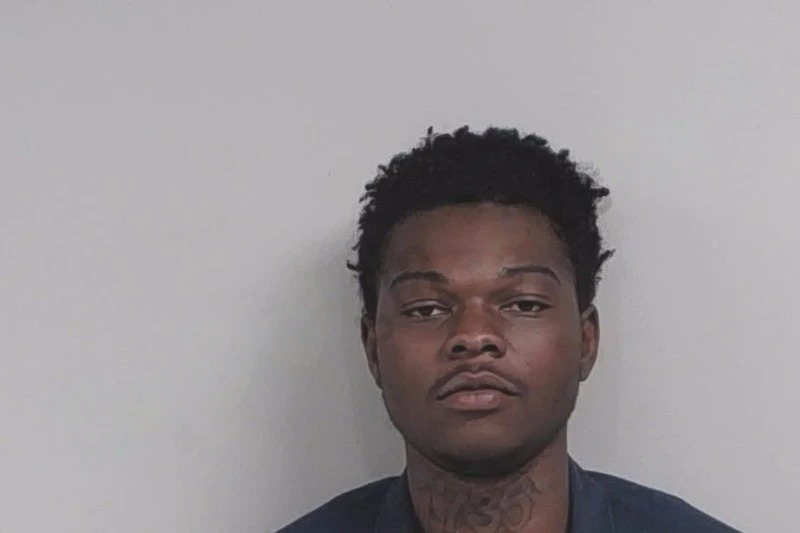 Vanshun Akery Mugshots