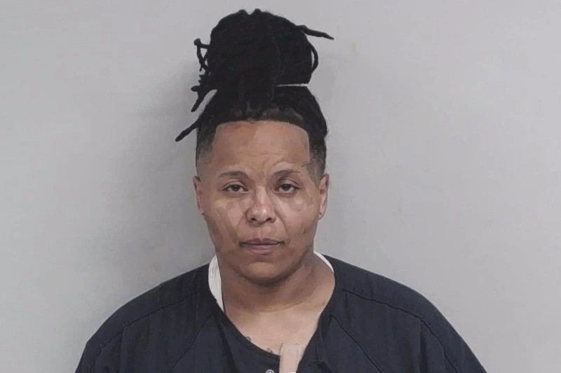 Yvette White Mugshots