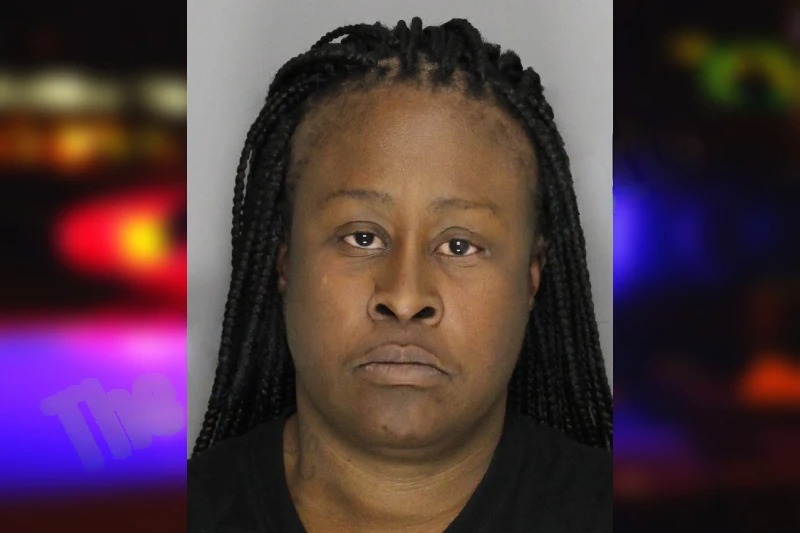 Amber Onwuka Mugshots