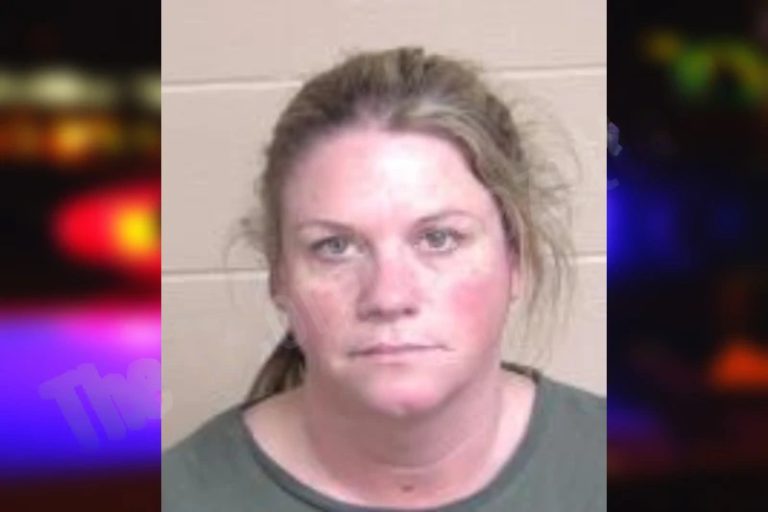 Andrea Mantooth mugshot – Walker County , Georgia Andrea Mantooth