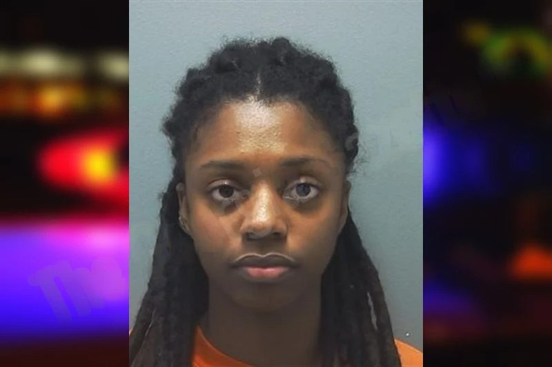 Chansia White Mugshots