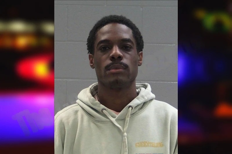 Chevon Dickenson Mugshots