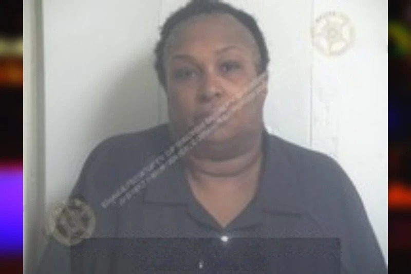 Chimere Hosendove Mugshots