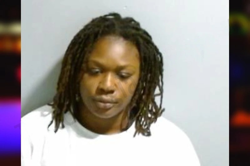 D’Aziya Elliott mugshot