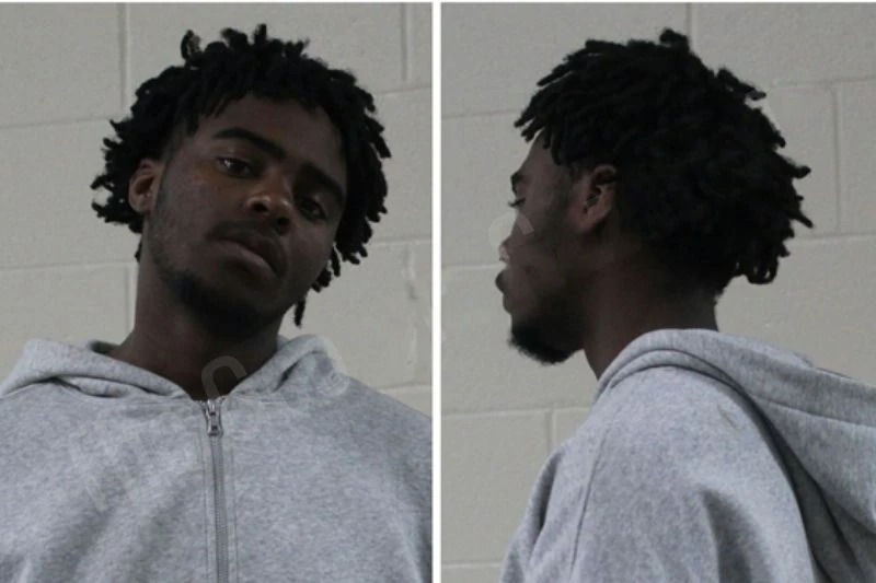 De’Monquez Robertson mugshot