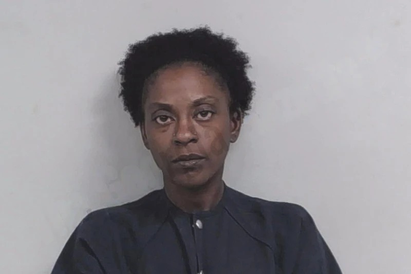 Deasza Lewis mugshot