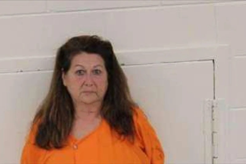 Debroah Eubanks Mugshots