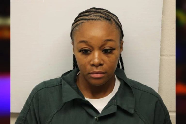 Deliesha Roberson