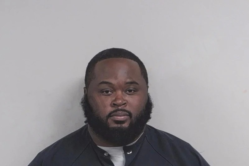 Deontray Glaze Mugshots