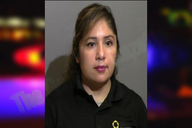 Deysi Hernandez-Santiago Mugshots