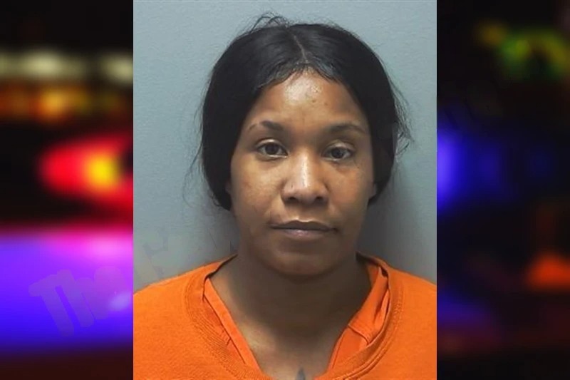 Endicia Lloyd mugshot