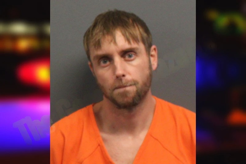 Justin Lowe Mugshots