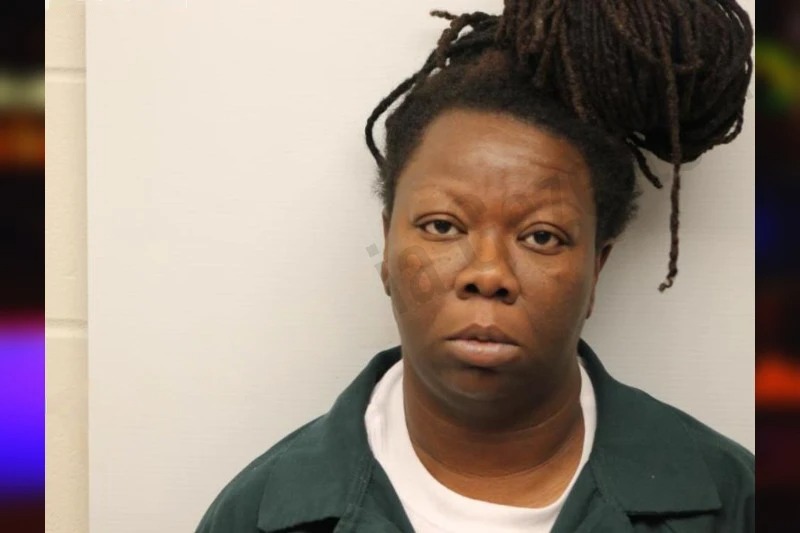 Lyonya Richardson Mugshots