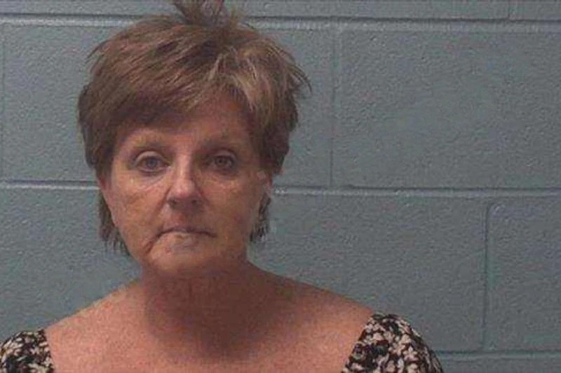 Marianne Dove Mugshots