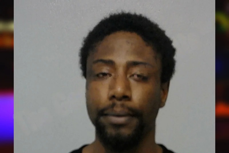 Montavius Holt Mugshots