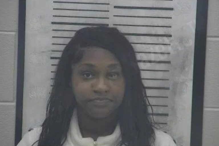 Reaven White mugshot – Coffee County , Georgia Reaven White