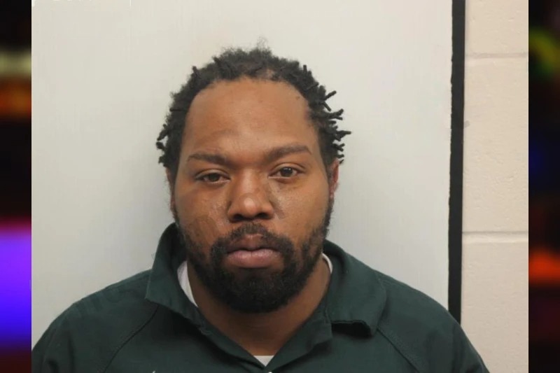 Robert Jones Mugshots