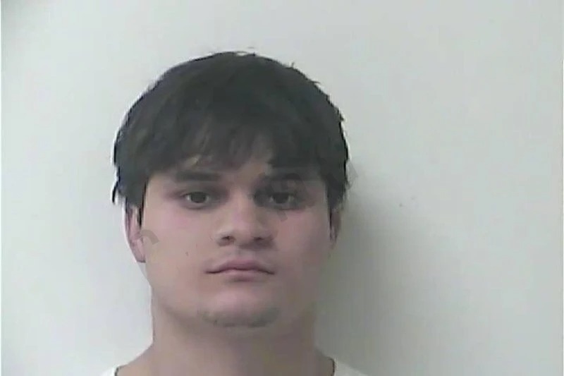 Roberto Valles Morales Mugshots