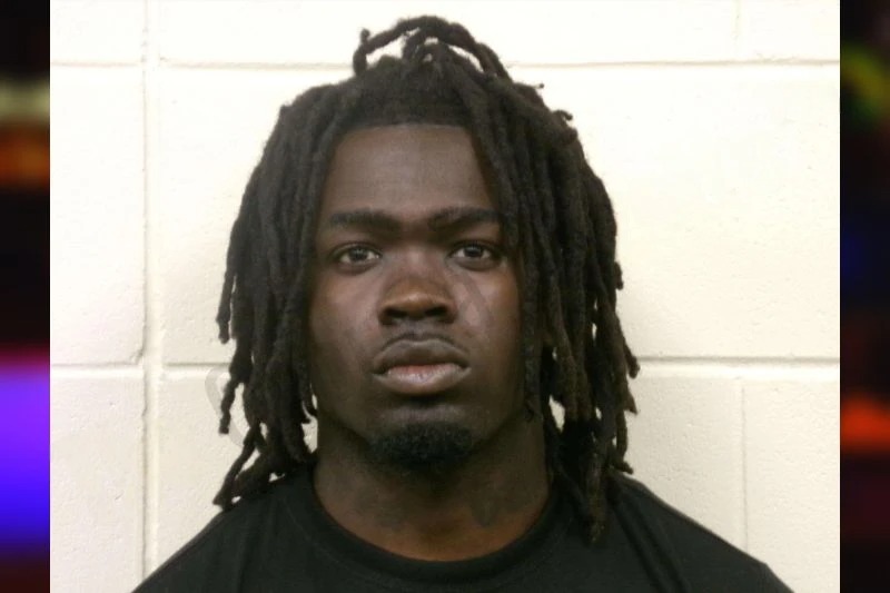 Sayveon Hall Mugshots