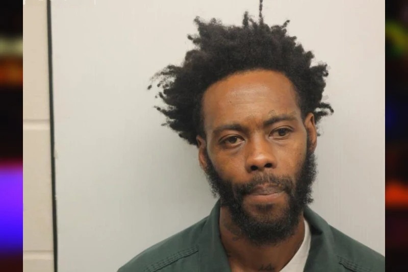 Simmeon Whitfield Mugshots