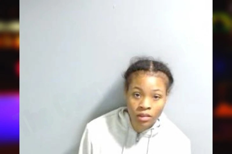 Ta’Shaununti Favors mugshot