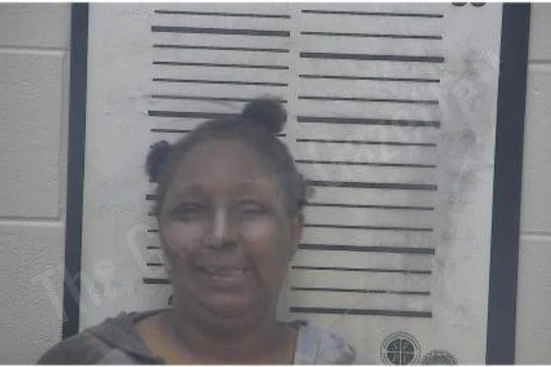 Tolenda Hamilton (Qauttlebaum) mugshot