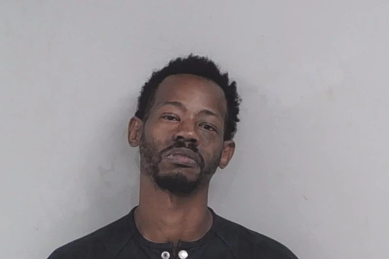 Vonquez Garland Mugshots
