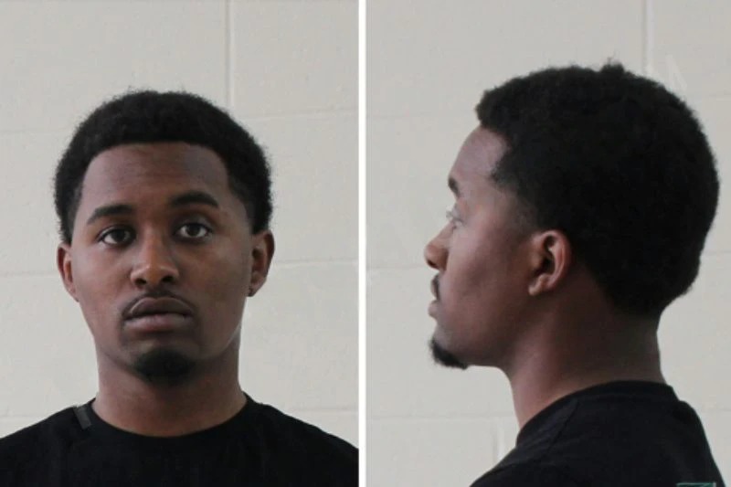 Adrian Lytle Mugshots