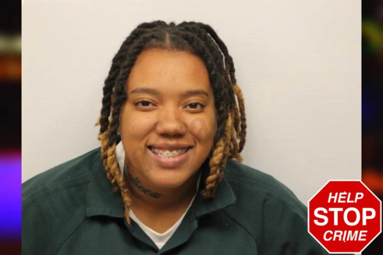 Alexis Hollins