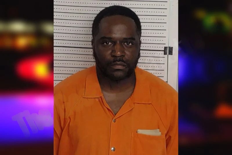 Cameron Thompson Mugshots