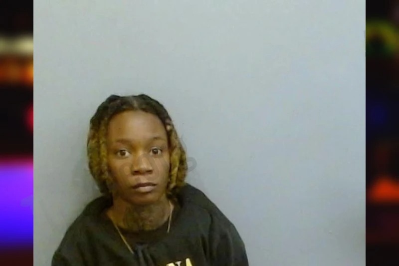 Carnisia Walker Mugshots