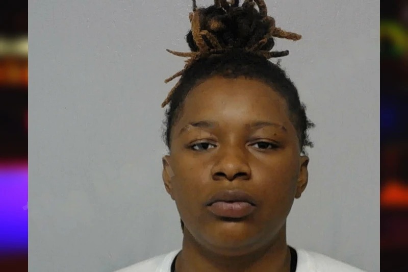 Chquayla Glover Mugshots