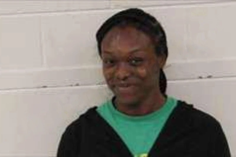 Deajah Zanders Mugshots