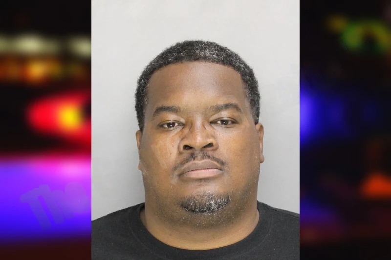 Derrius Dowell Mugshots