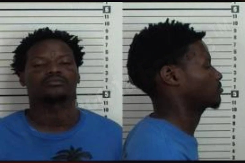 Desaun Shivers Mugshots