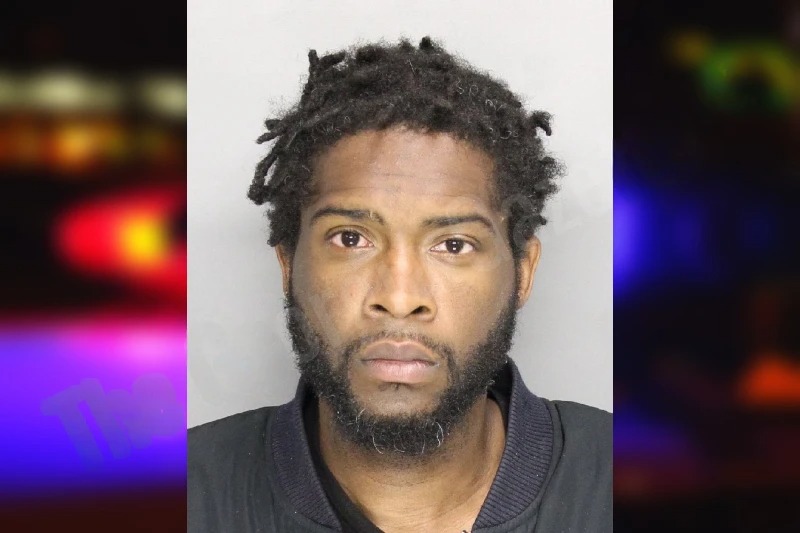 Desmond Hoskins Mugshots