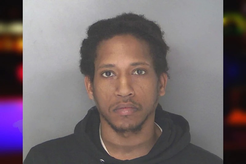 Diquail Mitchell Mugshots