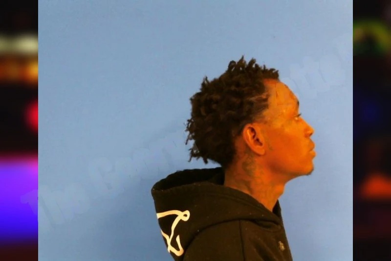 Isaiah Birts Mugshots