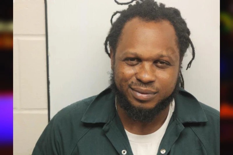 Lamont Leach Mugshots