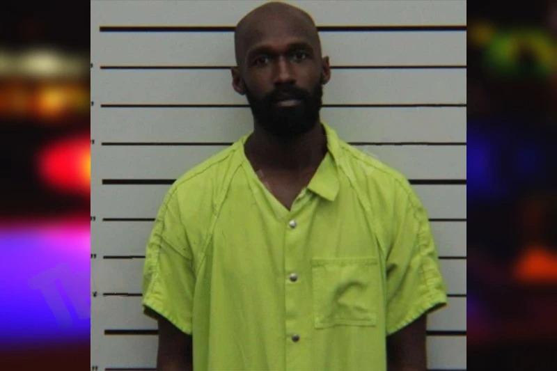 Malik Brown Mugshots